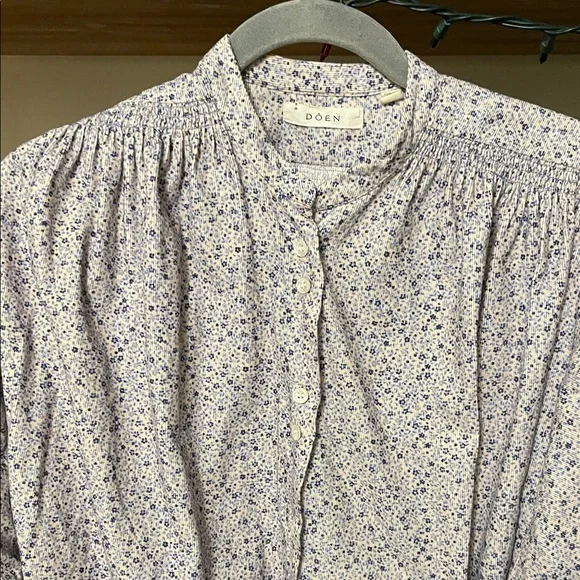 Doen O'Keefe Top in Cream California Wildflower - Good Pre-Loved Condition - Picture 2 of 7